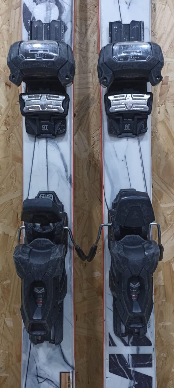Ski Atomic Infamous 1,76m. EXCELENTE