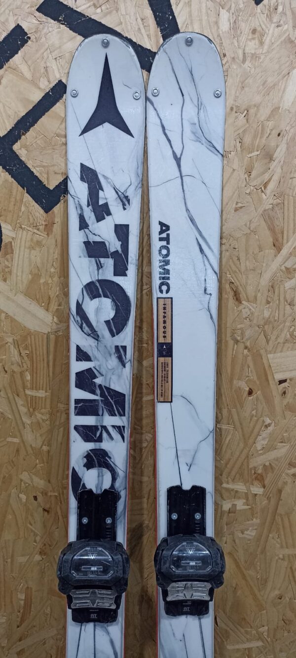 Ski Atomic Infamous 1,76m. EXCELENTE