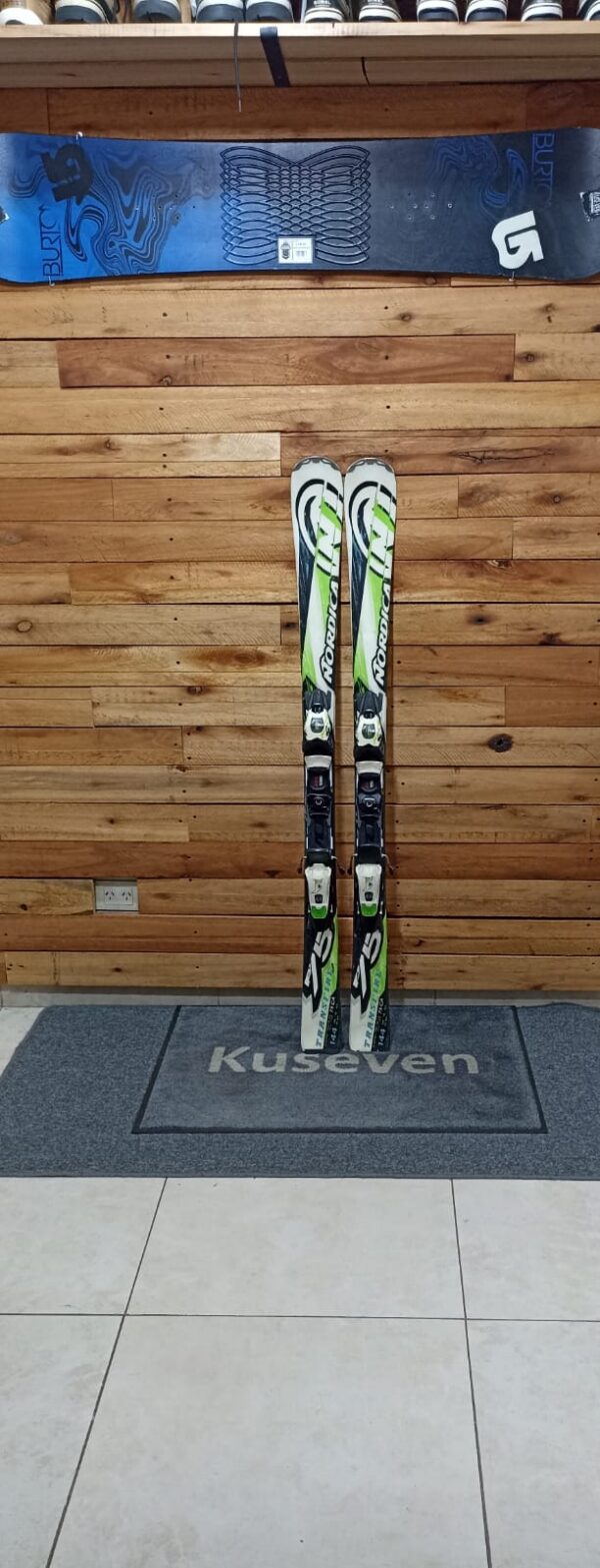 SKI NORDICA TRANSFIRE 75CA. 1,44M. EXCELENTE