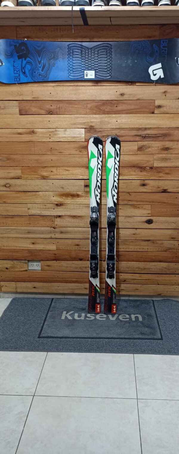 SKI NORDICA TRANSFIRE RTX. 1,44M. EXCELENTE.