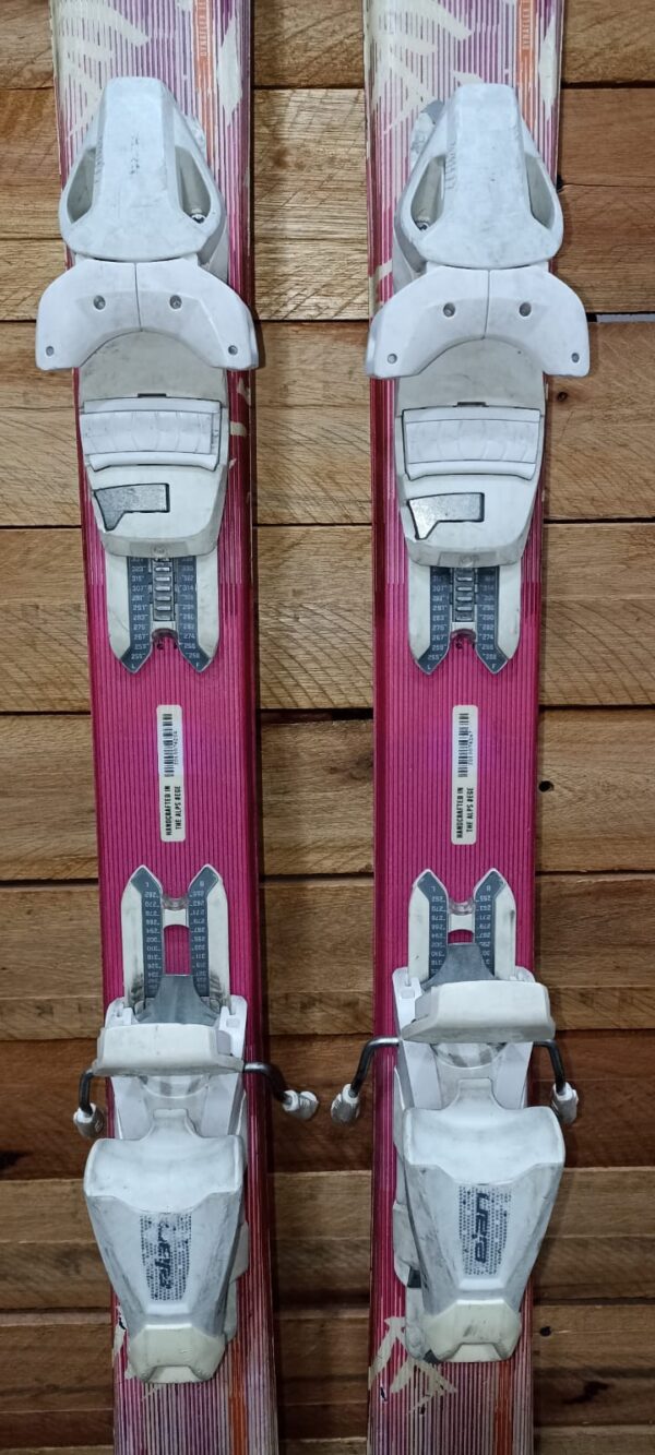 WhatsApp Image 2026-03-11 at 11.05.31 (1) SKI ELAN SNOW. 1,52M. EXCELENTE.