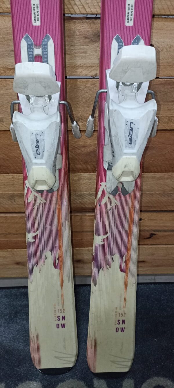 WhatsApp Image 2026-03-11 at 11.05.31 (2) SKI ELAN SNOW. 1,52M. EXCELENTE.