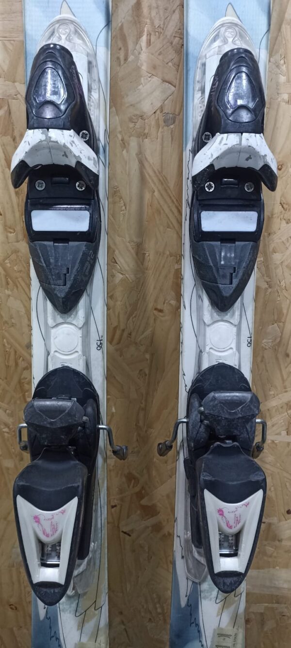 SKI ROSSIGNOL TEMPTATION 74. 1,56M. EXCELENTE.